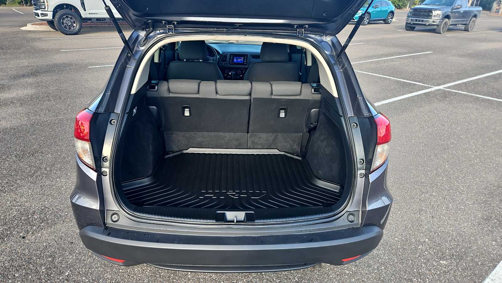 Thumbnail: 2022 Honda HR-V - 19