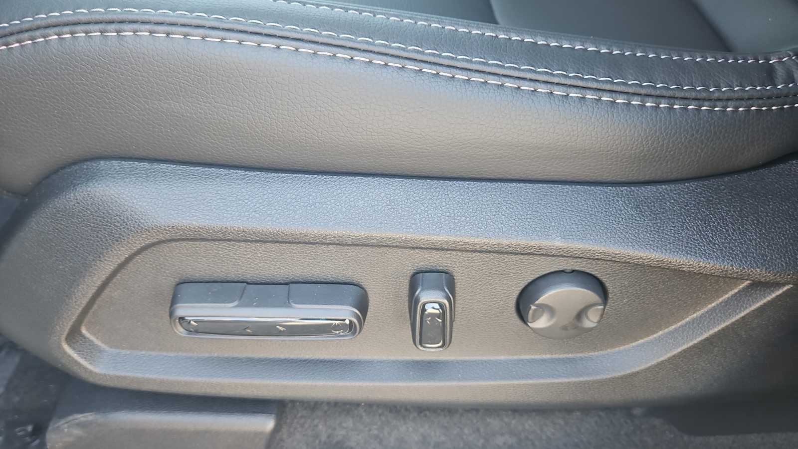 Thumbnail: 2025 Honda Pilot - 13