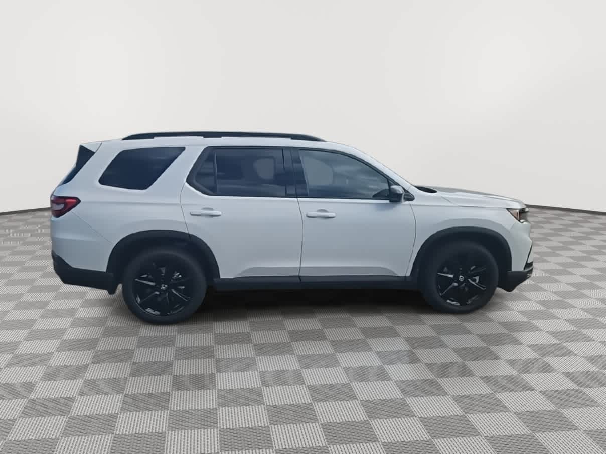 Thumbnail: 2025 Honda Pilot - 9