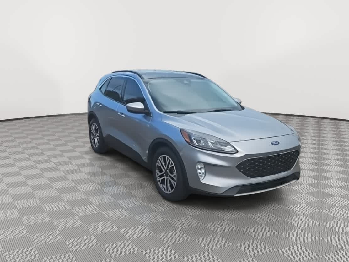 Thumbnail: 2022 Ford Escape - 2