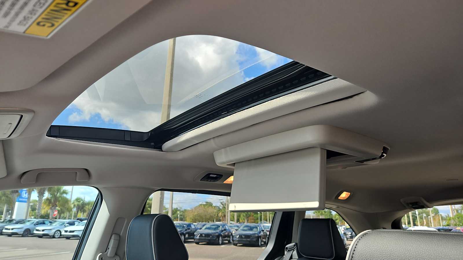 2026 Honda Odyssey Touring - Photo 15