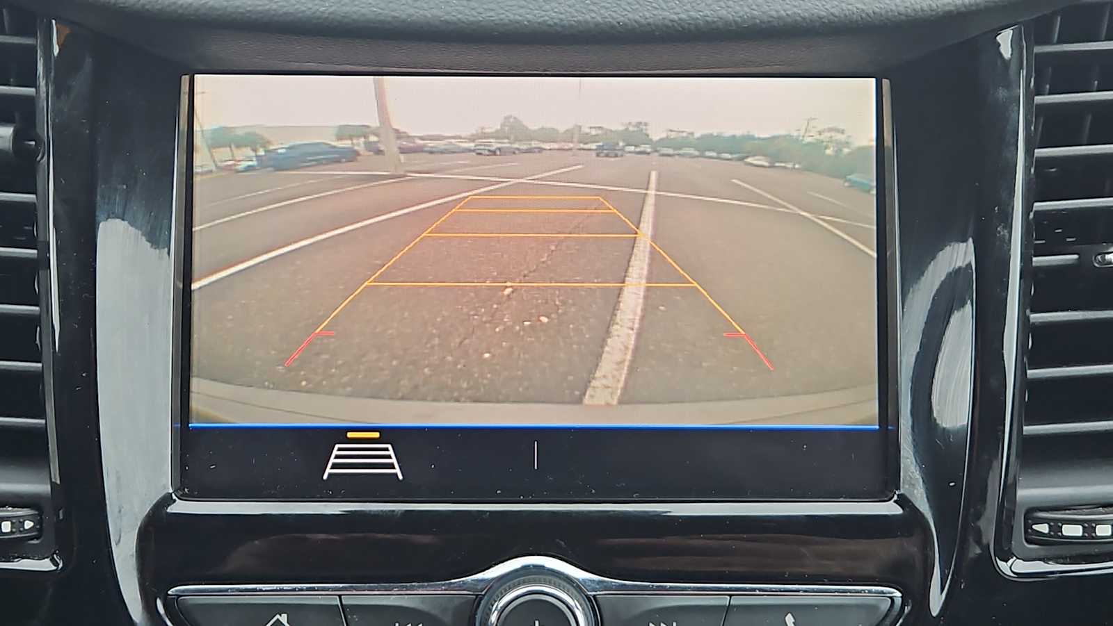 Thumbnail: 2021 Chevrolet Trax - 11