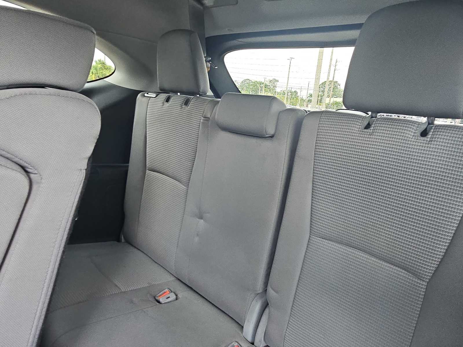 2023 Toyota Highlander LE 25