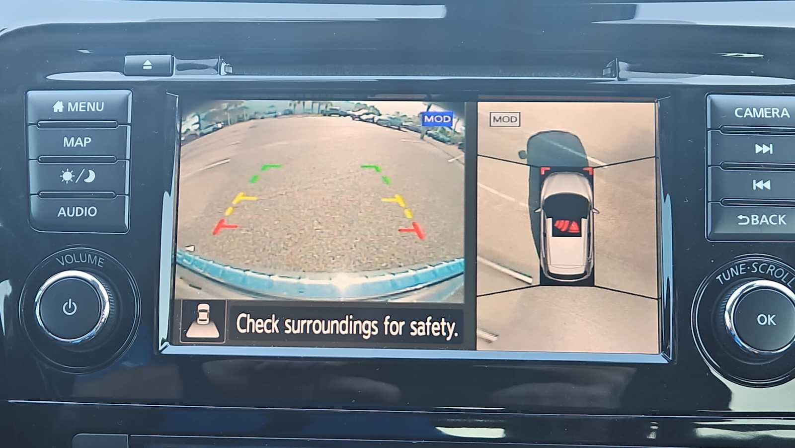 Thumbnail: 2022 Nissan Rogue Sport - 23