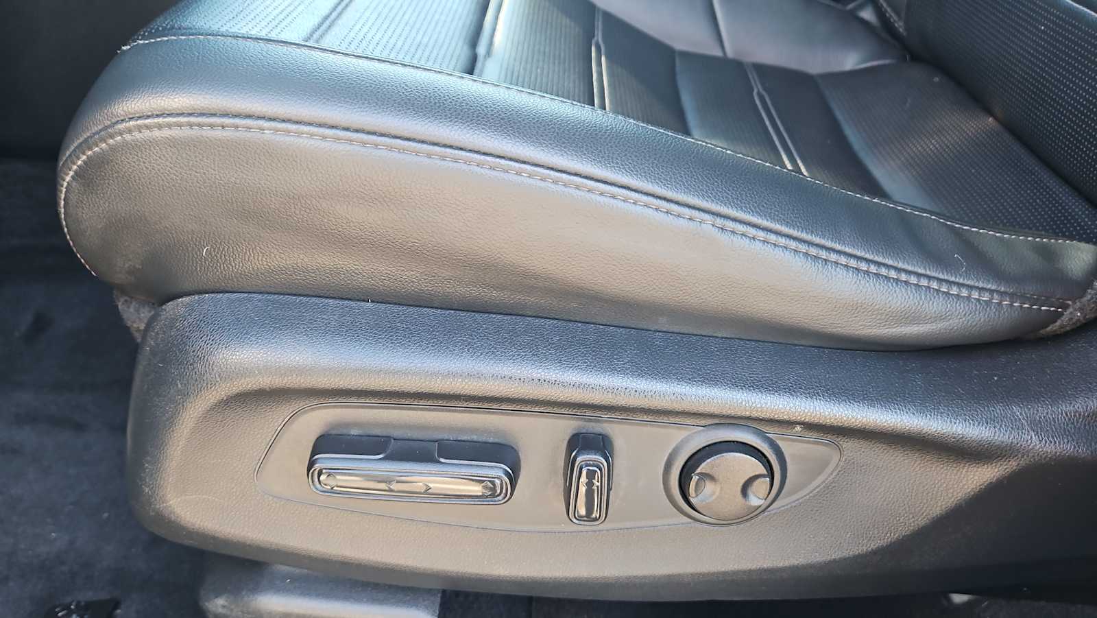 Thumbnail: 2023 Honda CR-V - 14