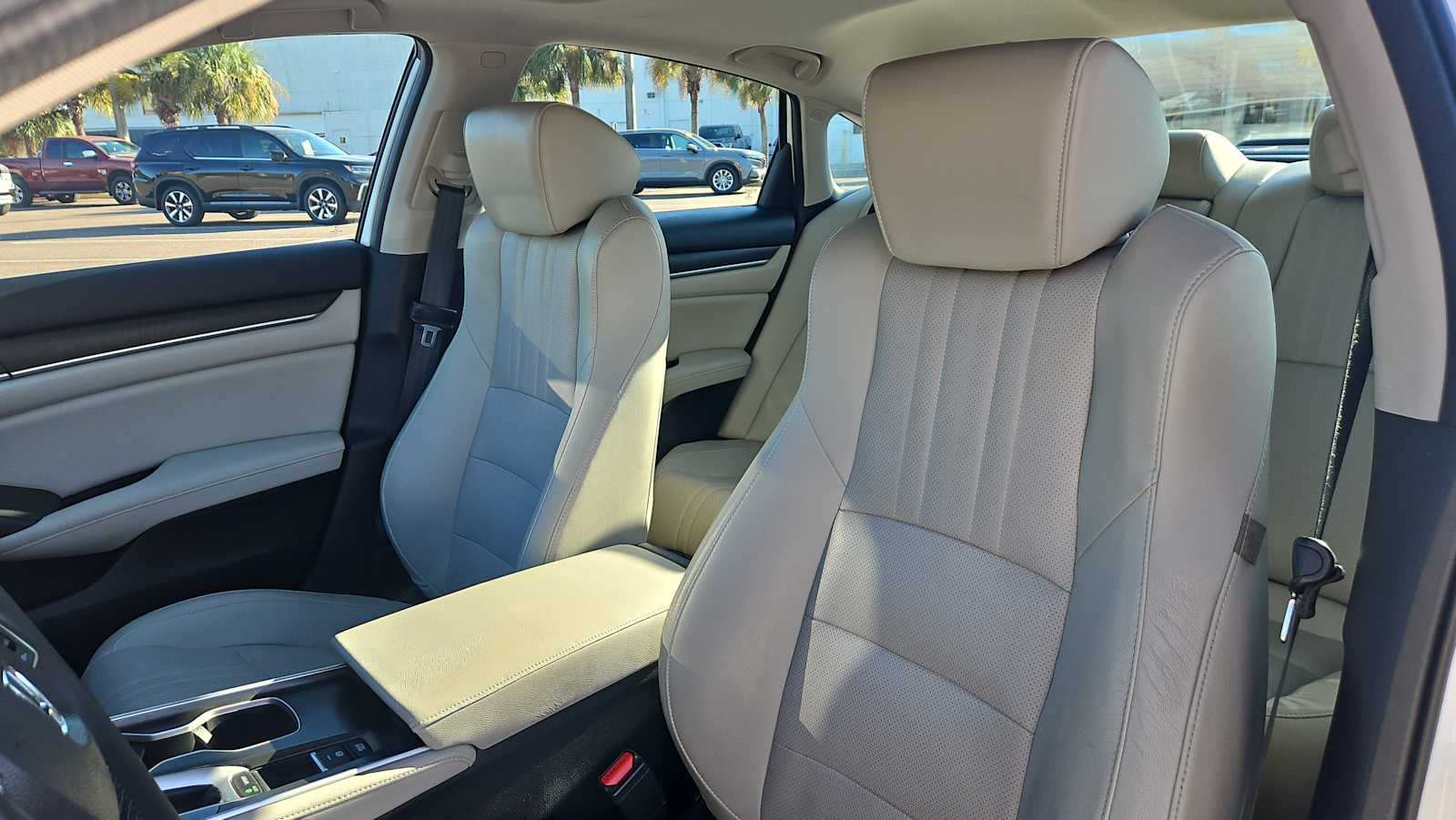 Thumbnail: 2018 Honda Accord - 12