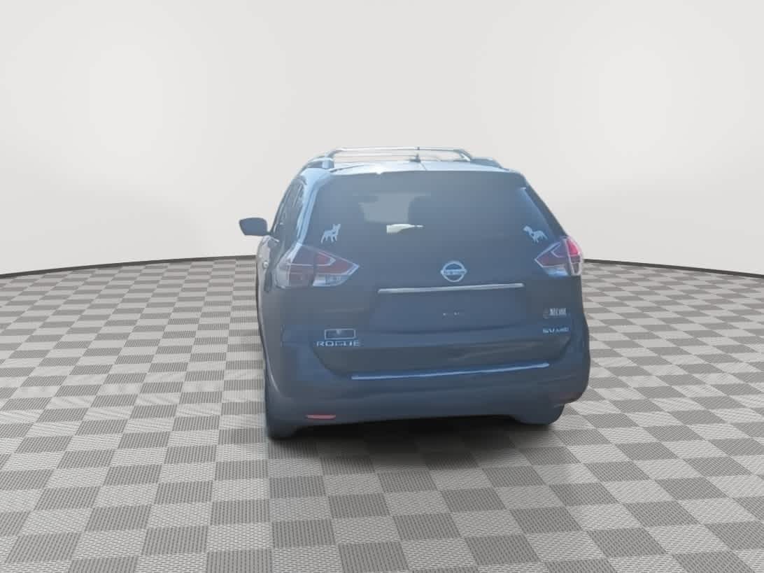 Thumbnail: 2015 Nissan Rogue - 7