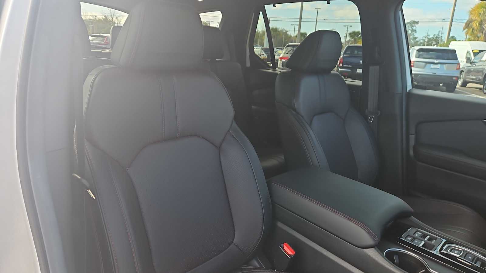 Thumbnail: 2025 Honda Pilot - 27