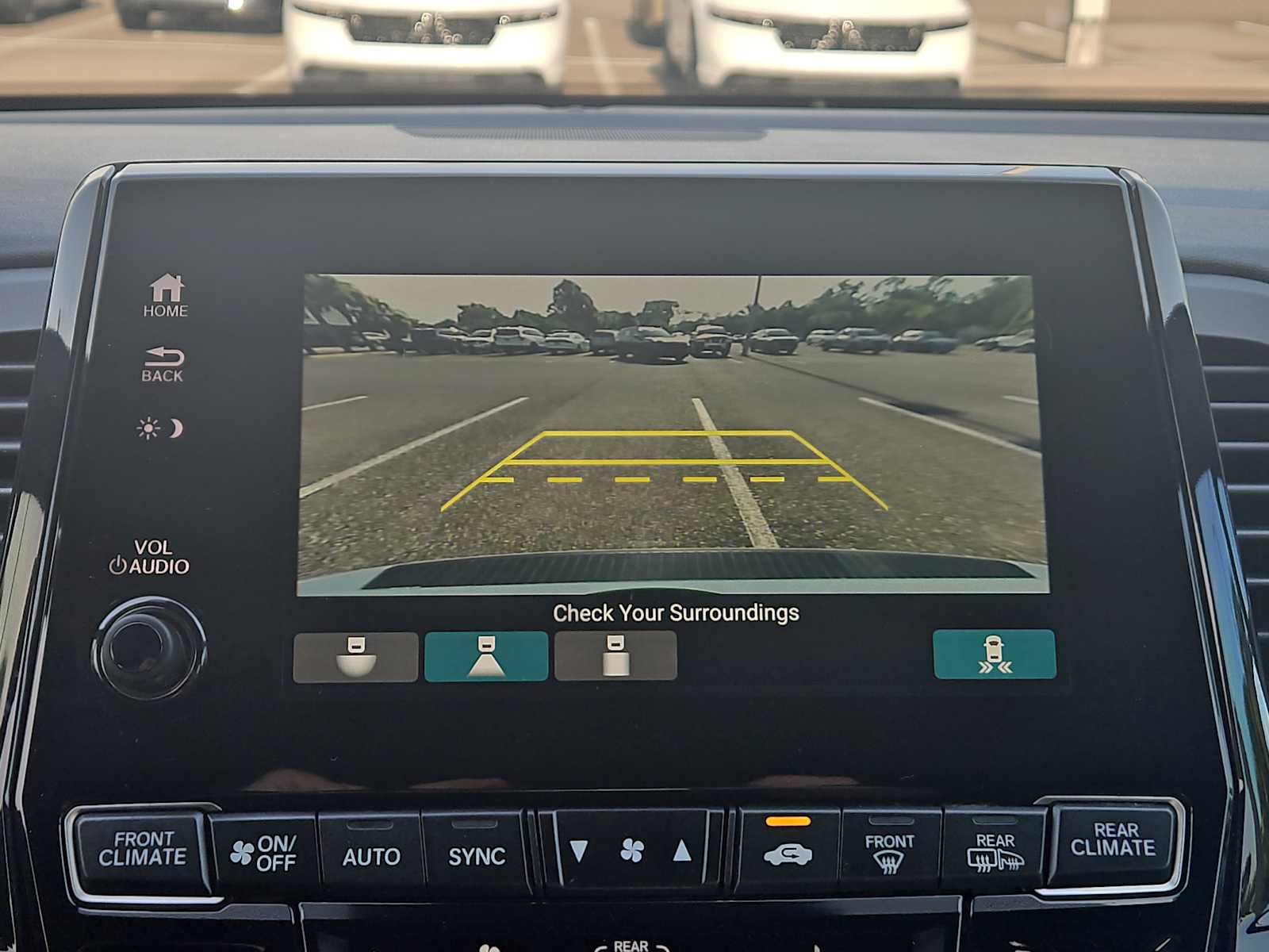 Thumbnail: 2023 Honda Odyssey - 11