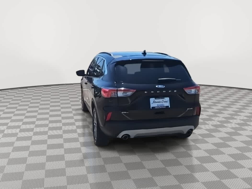 Thumbnail: 2021 Ford Escape - 7