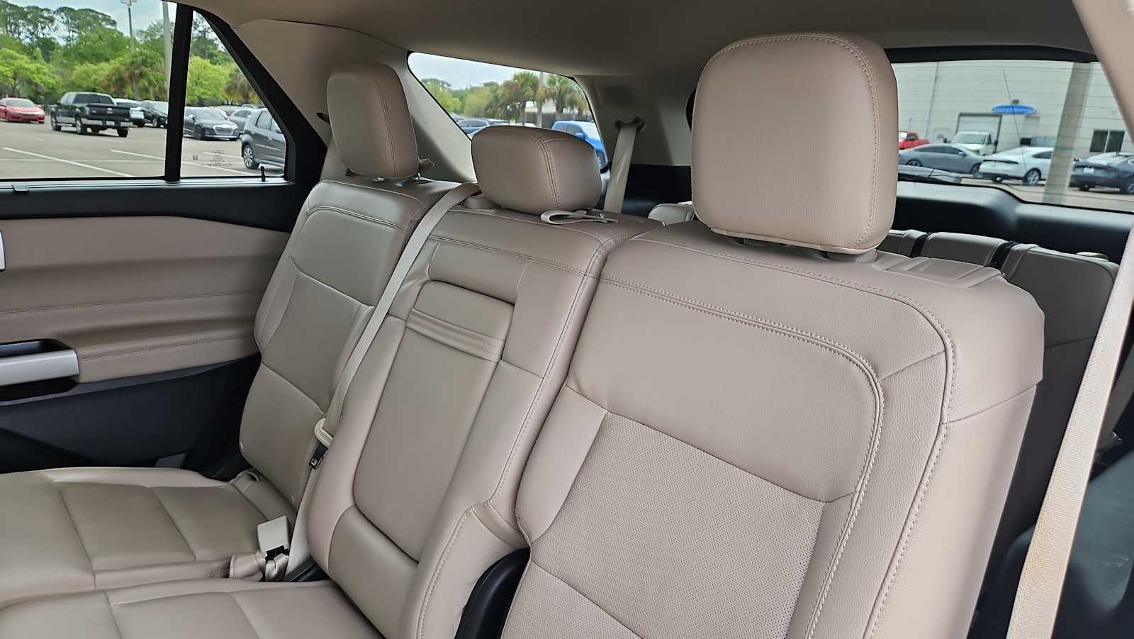 2023 Ford Explorer Limited - Photo 25