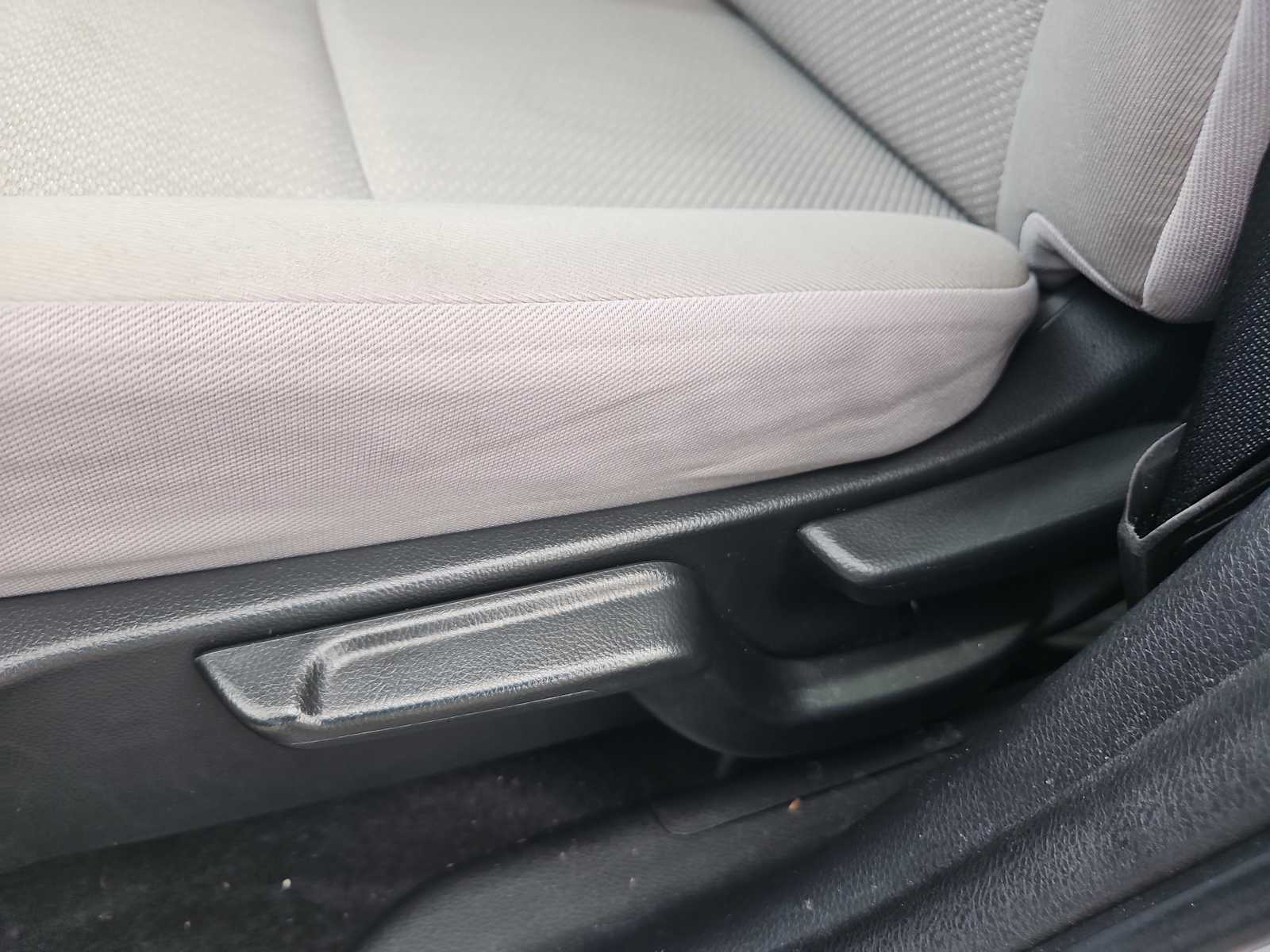 Thumbnail: 2018 Honda HR-V - 14