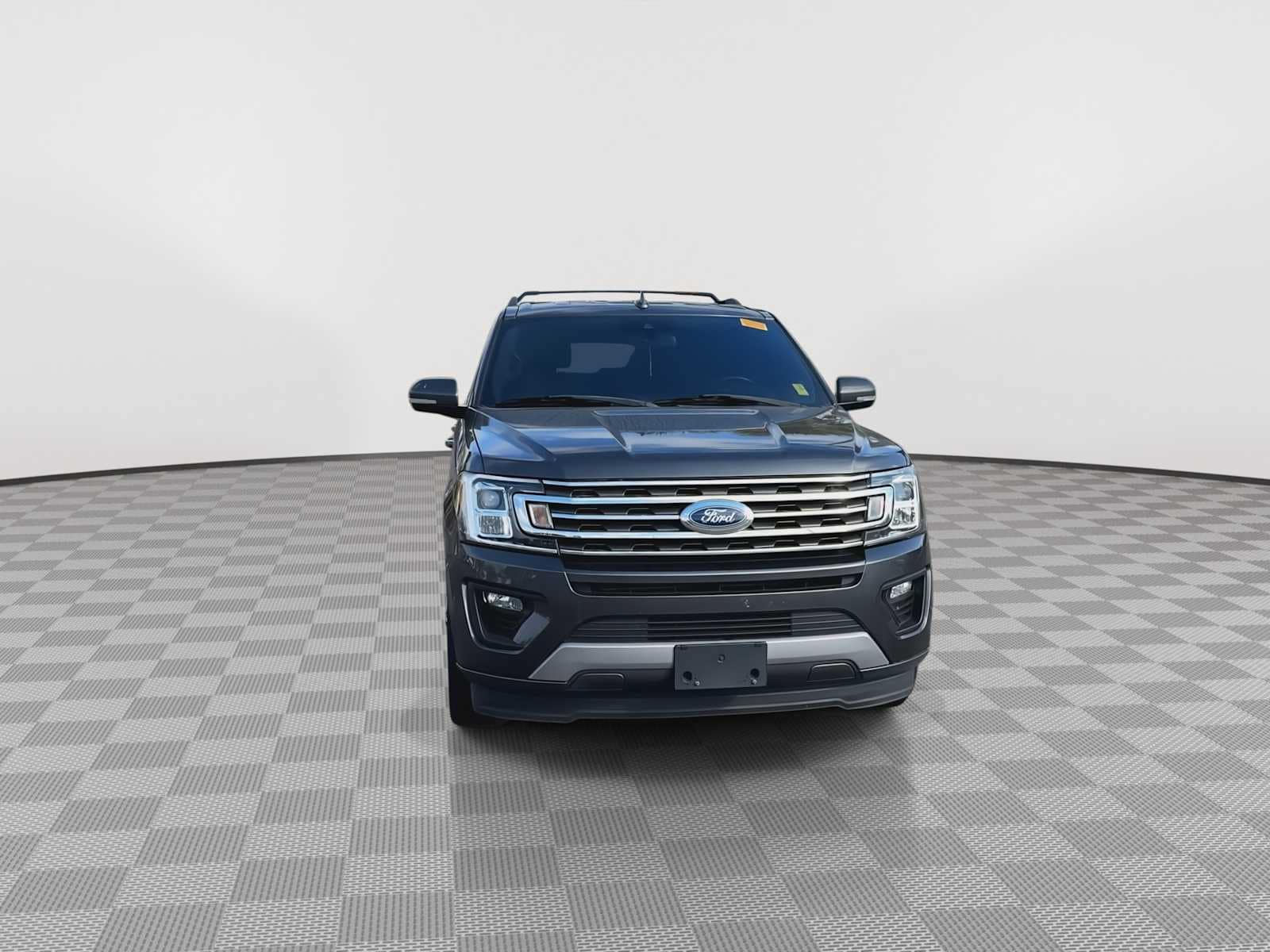 Thumbnail: 2020 Ford Expedition - 4