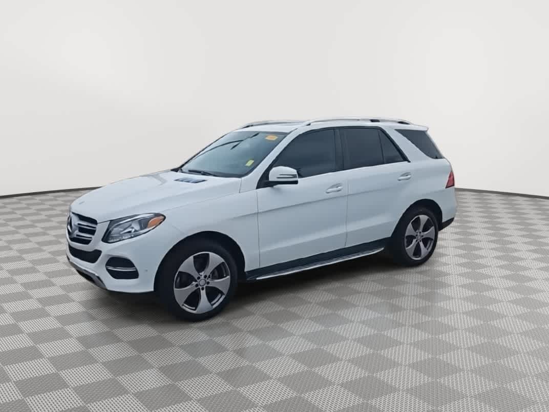 Thumbnail: 2016 Mercedes-Benz GLE - 4