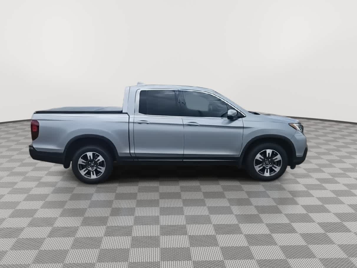 Thumbnail: 2019 Honda Ridgeline - 9