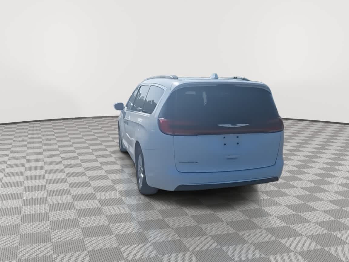 2022 Chrysler Pacifica Touring L 7