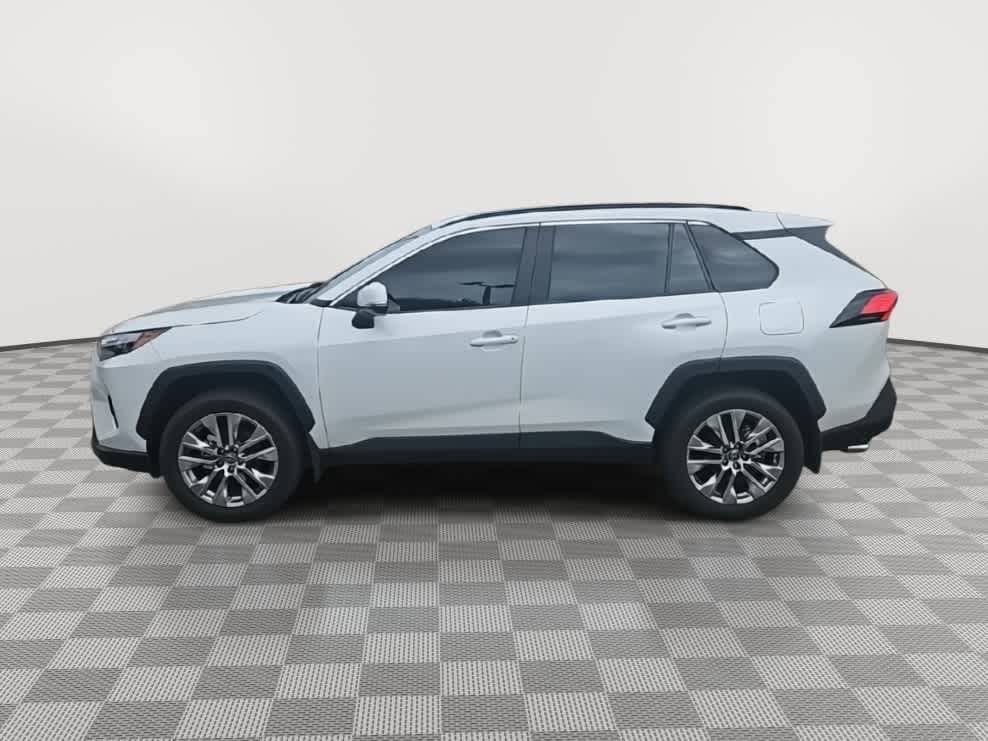 Thumbnail: 2025 Toyota RAV4 - 5