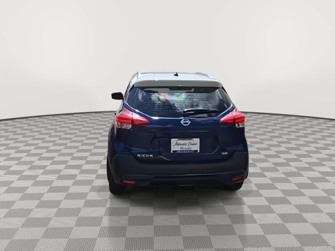 Thumbnail: 2019 Nissan Kicks - 7