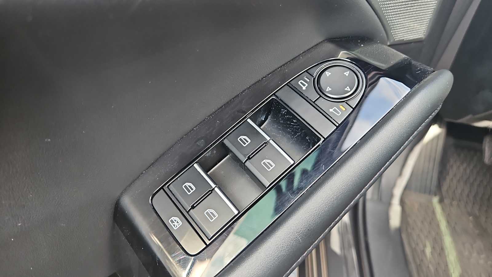 Thumbnail: 2025 Mazda Mazda3 - 15