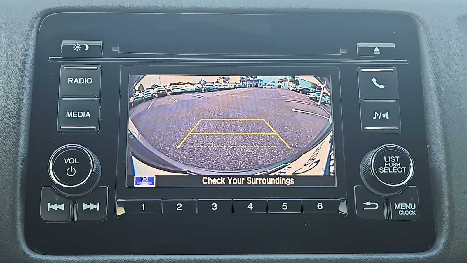 Thumbnail: 2022 Honda HR-V - 22