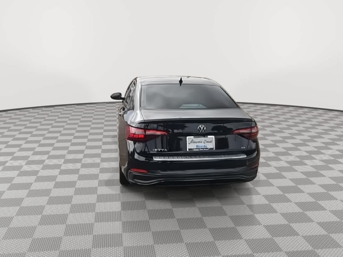 Thumbnail: 2023 Volkswagen Jetta - 7