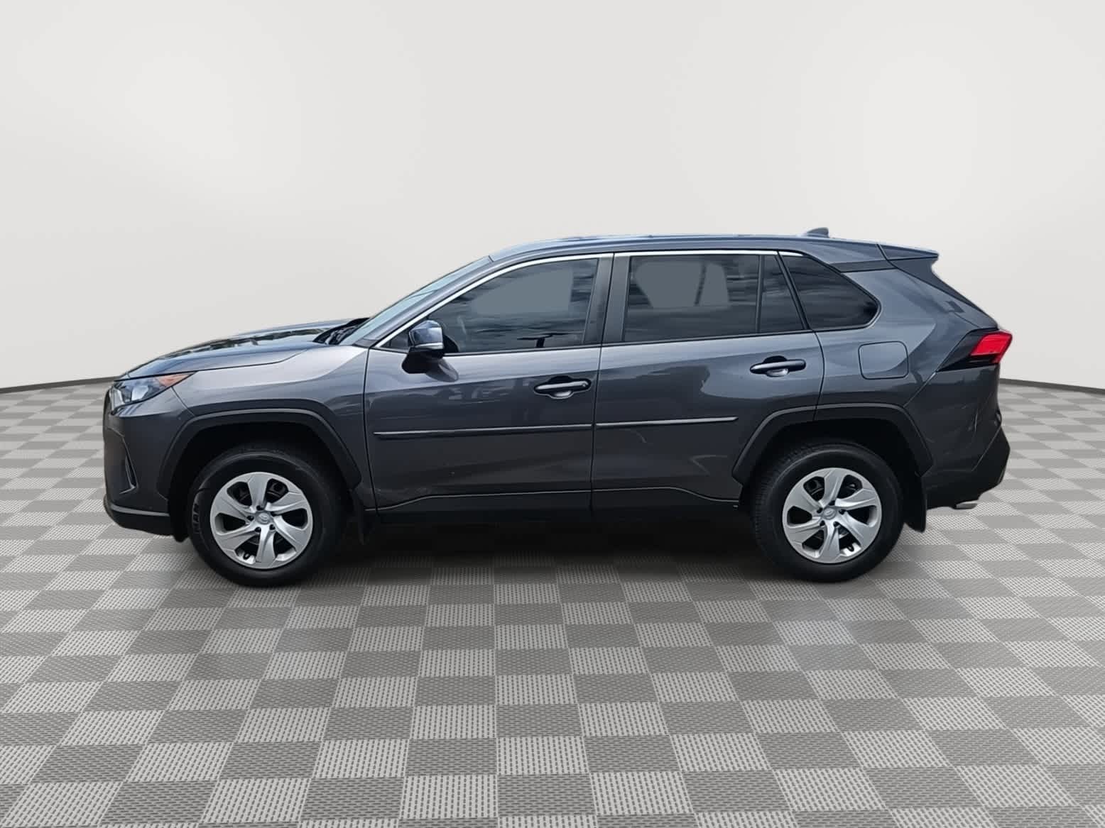 Thumbnail: 2022 Toyota RAV4 - 5