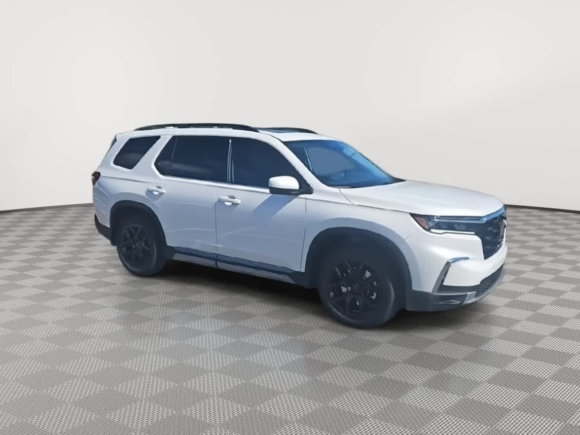 Thumbnail: 2025 Honda Pilot - 2