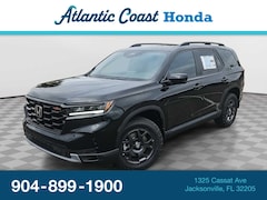2025 Honda Pilot TrailSport SUV