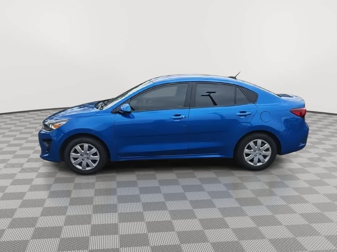 Thumbnail: 2023 Kia Rio - 5