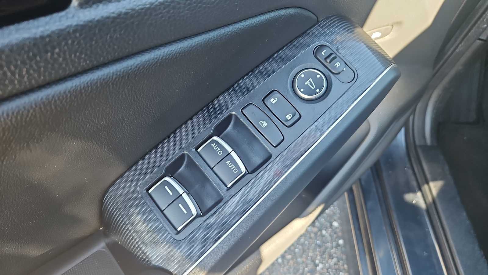 Thumbnail: 2023 Honda Civic - 15