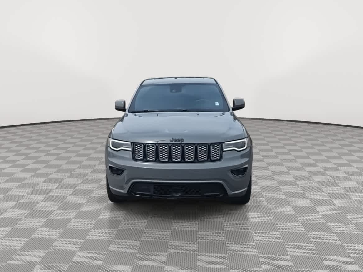 2020 Jeep Grand Cherokee Altitude 3