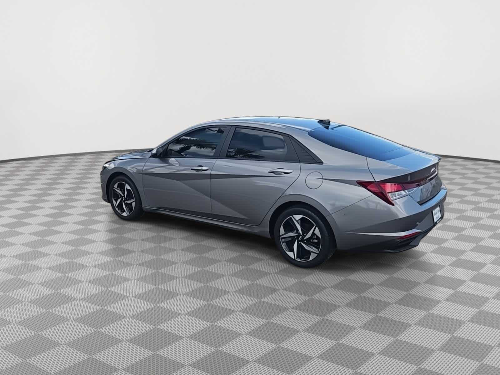 Thumbnail: 2023 Hyundai Elantra - 6