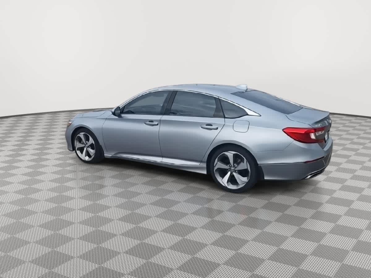 Thumbnail: 2019 Honda Accord - 6