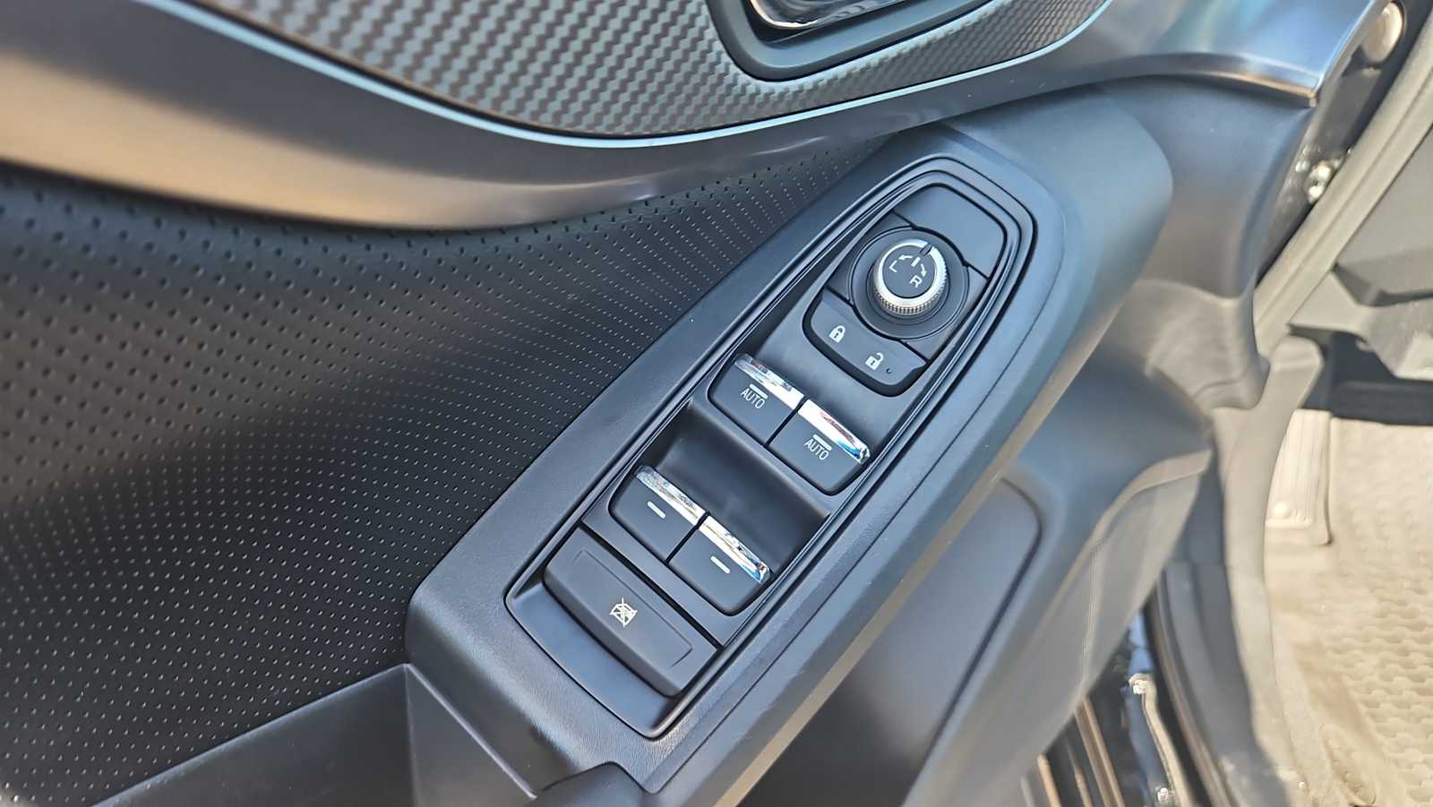 Thumbnail: 2021 Subaru Crosstrek - 15