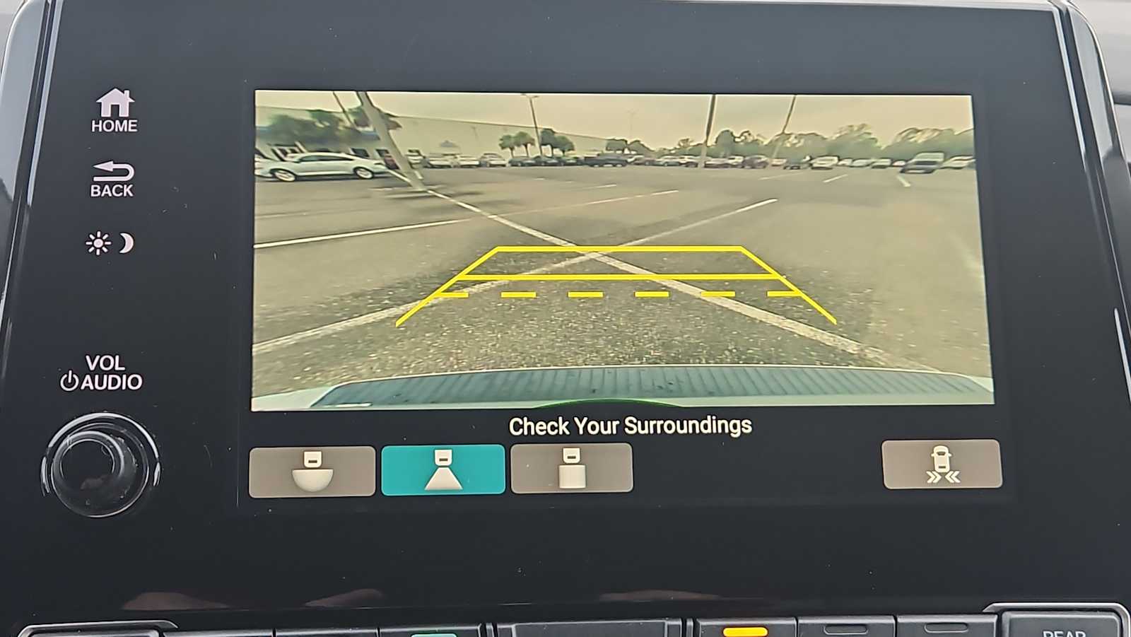 Thumbnail: 2021 Honda Odyssey - 24