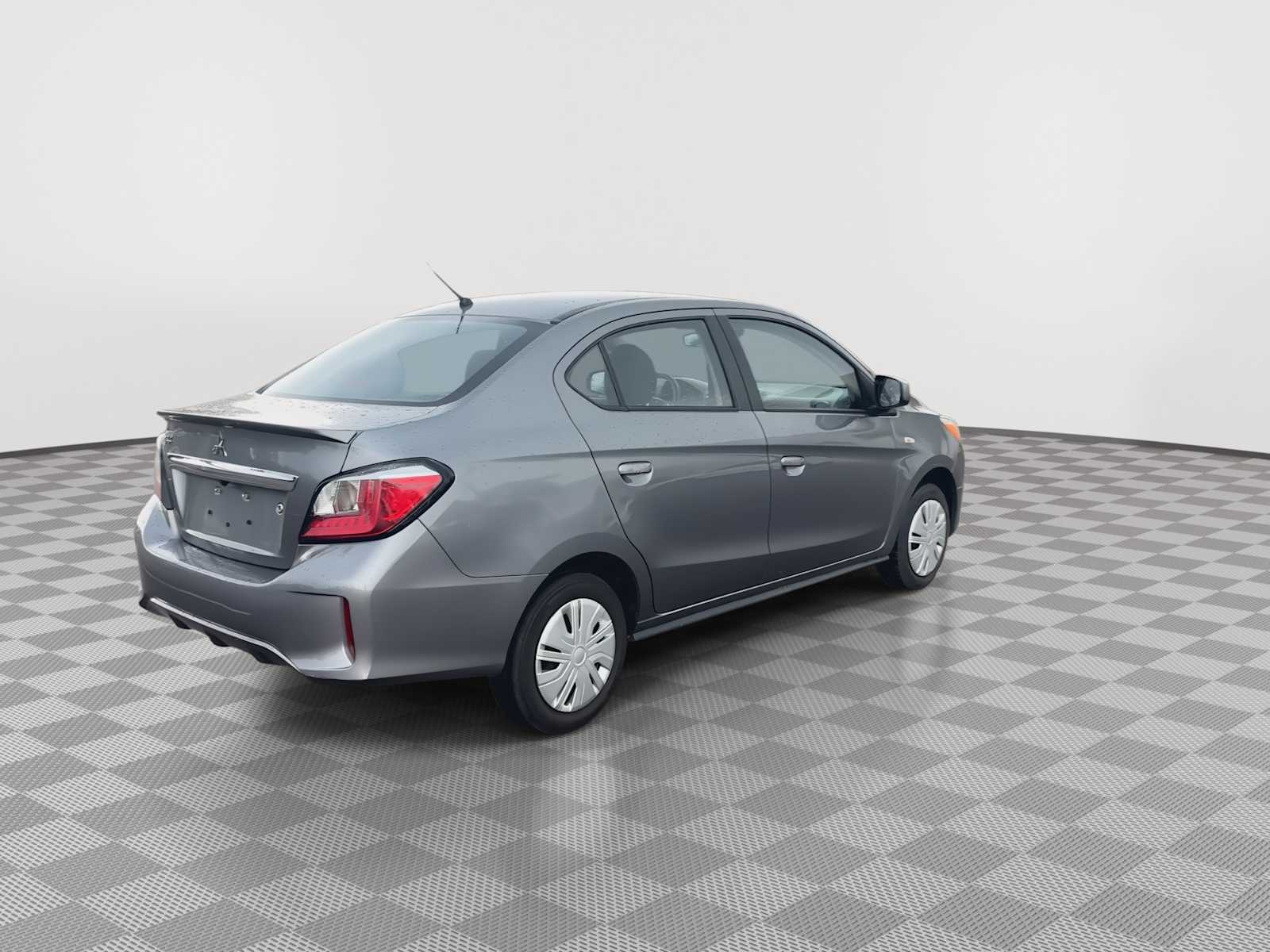 Thumbnail: 2023 Mitsubishi Mirage G4 - 8
