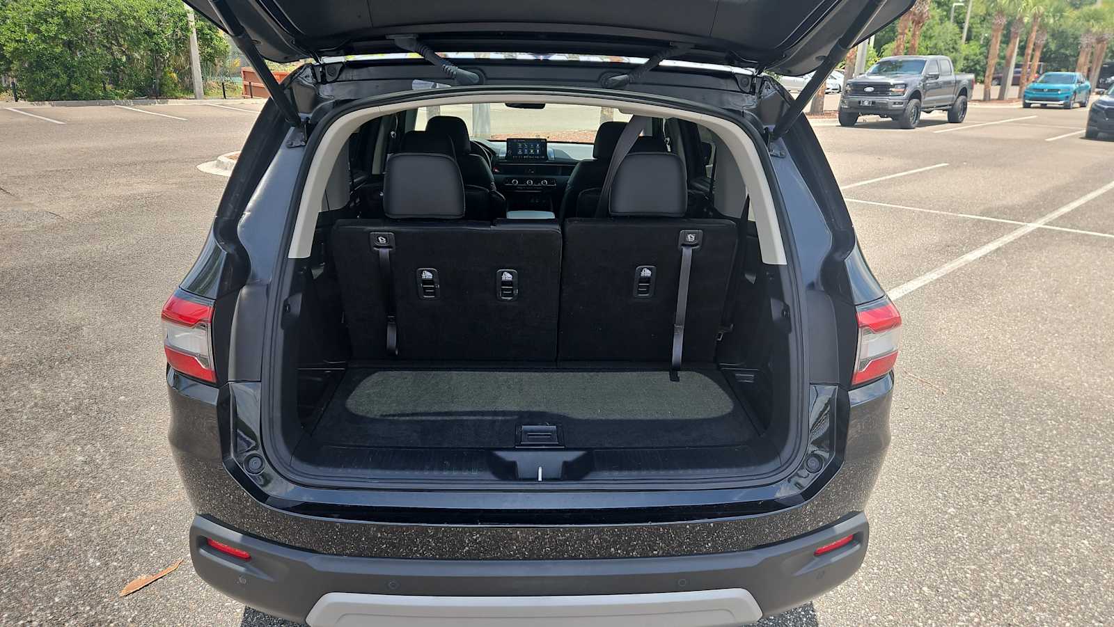 Thumbnail: 2023 Honda Pilot - 20
