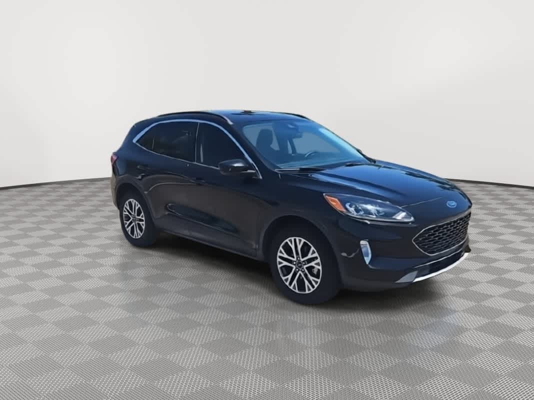 Thumbnail: 2021 Ford Escape - 2