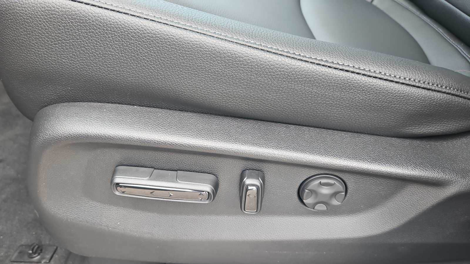 2026 Honda Odyssey EX-L - Photo 13