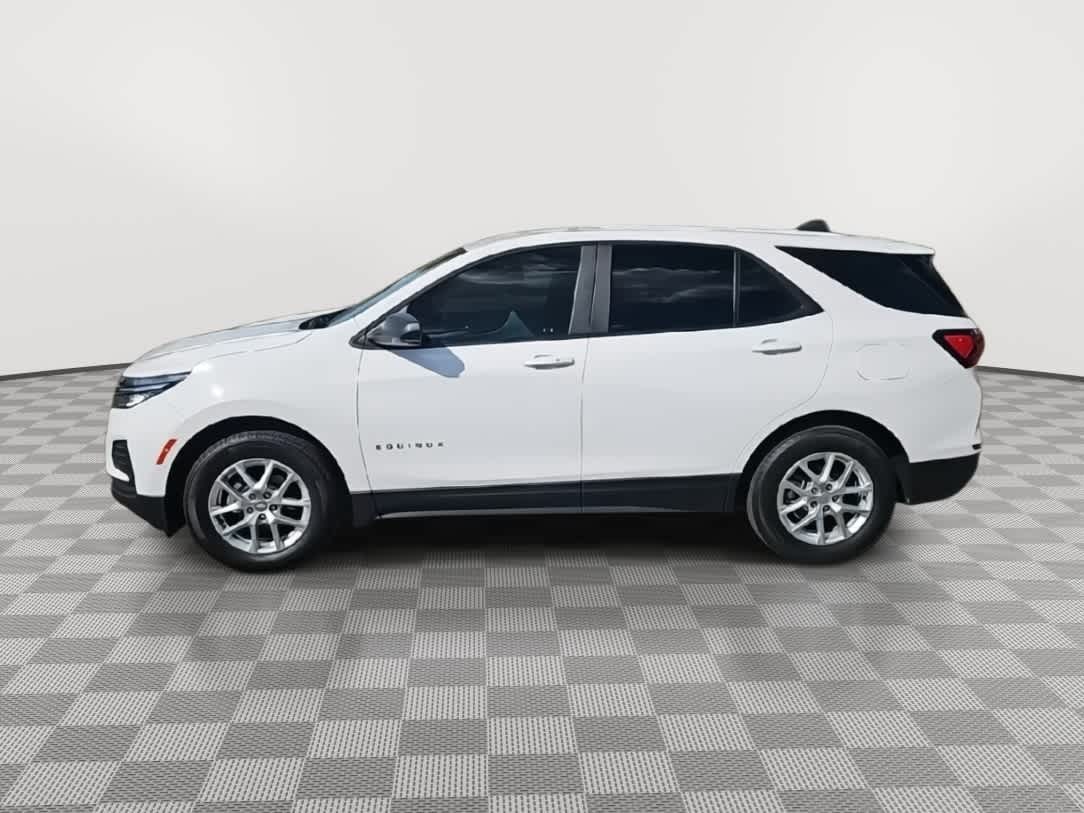 Thumbnail: 2023 Chevrolet Equinox - 5