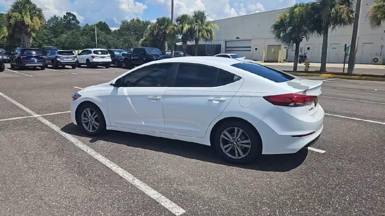Thumbnail: 2017 Hyundai Elantra - 6
