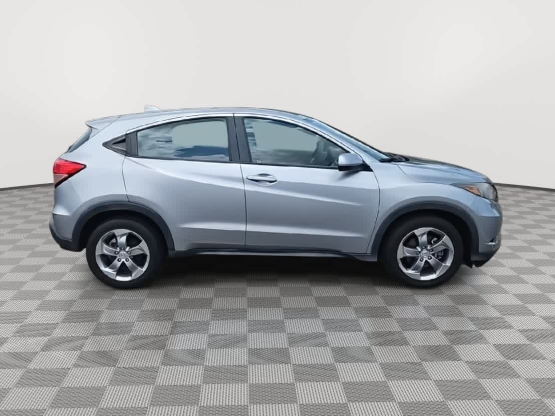 Thumbnail: 2018 Honda HR-V - 9