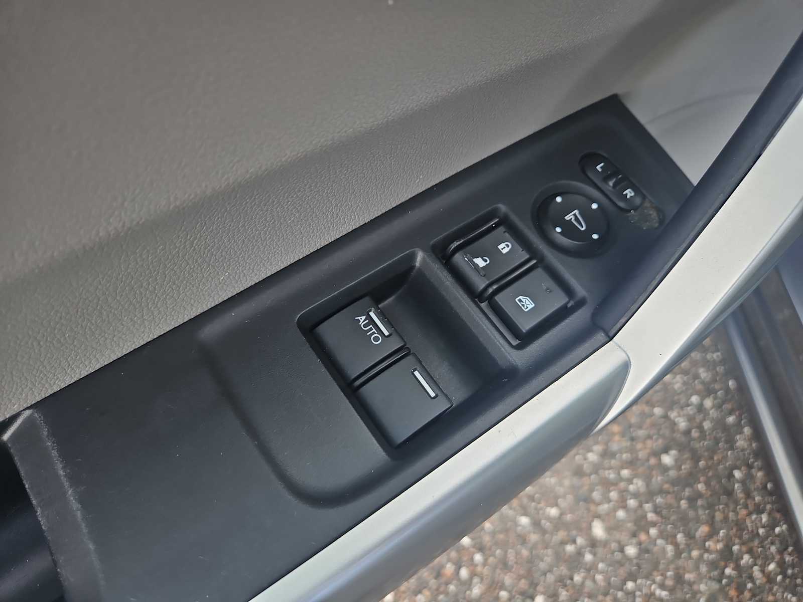 Thumbnail: 2012 Honda Civic - 15