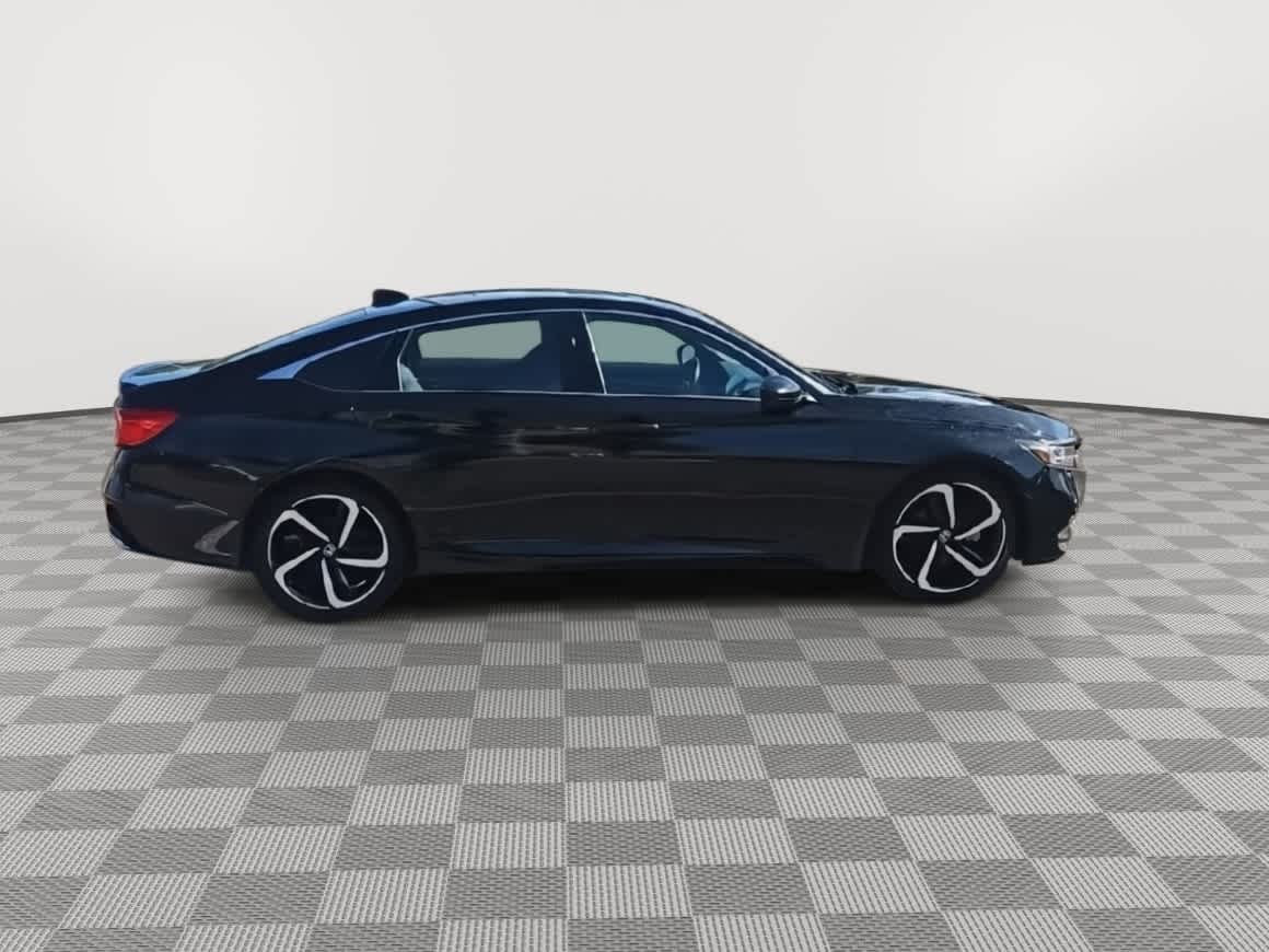 Thumbnail: 2019 Honda Accord - 9