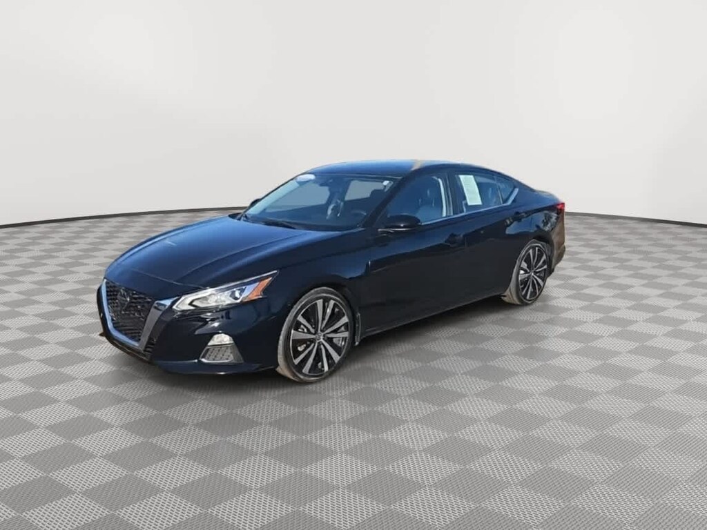Used 2022 Nissan Altima 2.5 SR Sedan