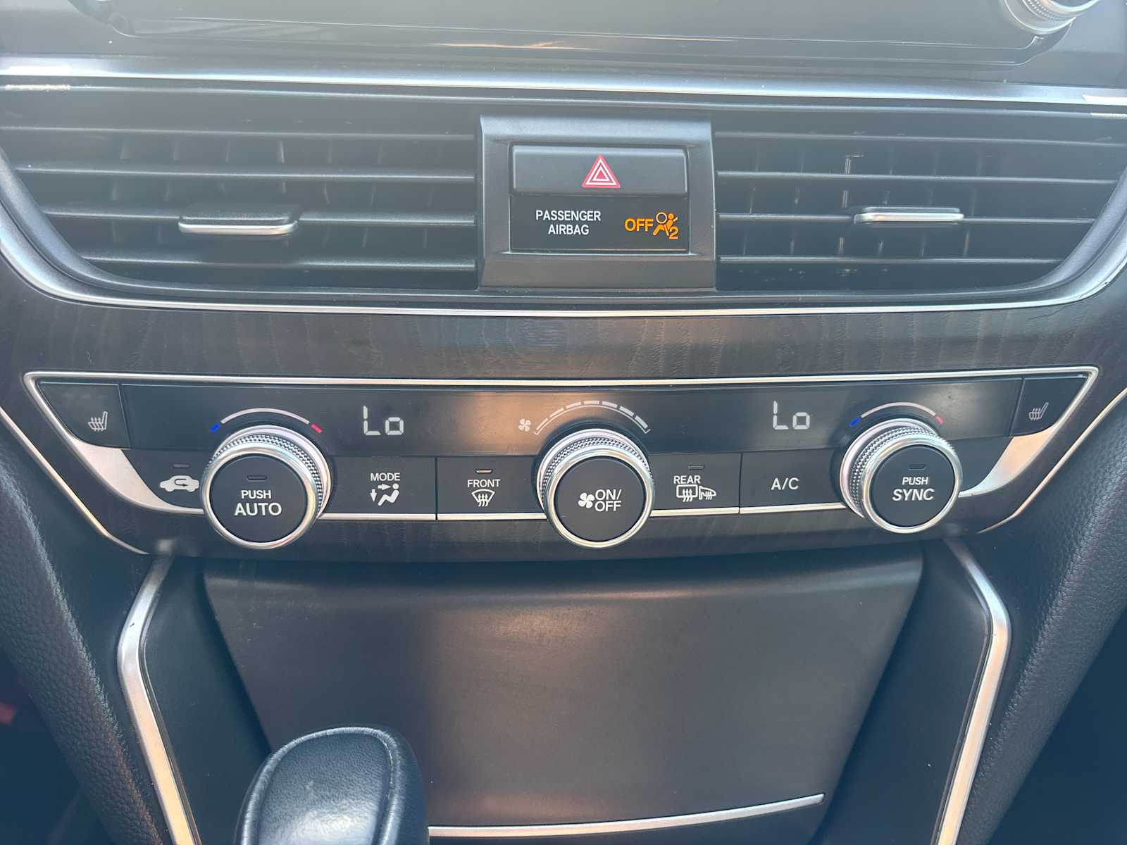 Thumbnail: 2019 Honda Accord - 16