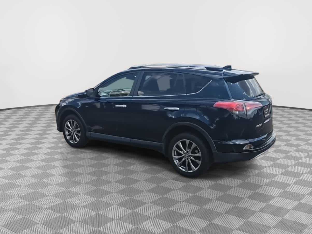 Thumbnail: 2017 Toyota RAV4 - 6