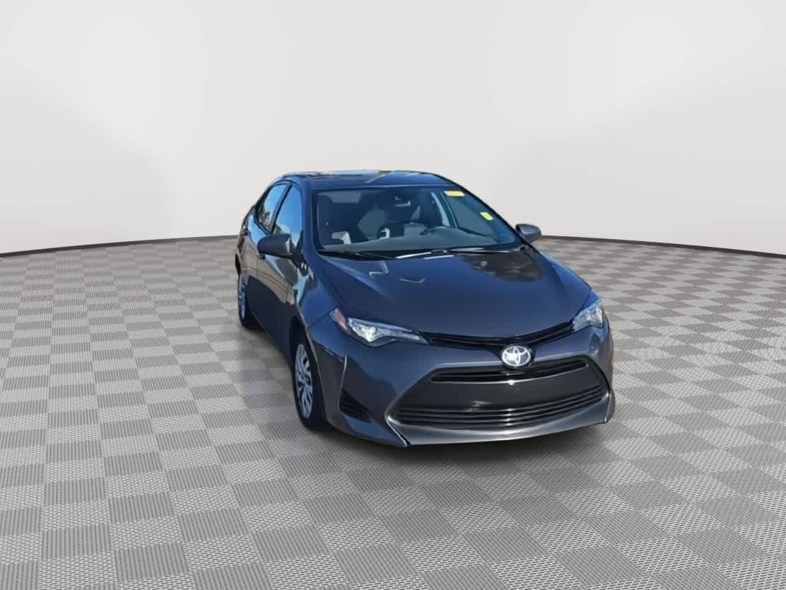 Thumbnail: 2017 Toyota Corolla - 3
