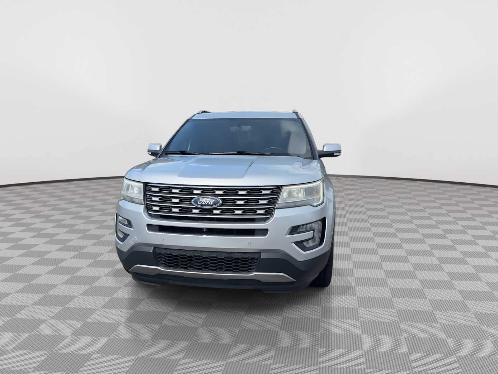 Thumbnail: 2017 Ford Explorer - 3