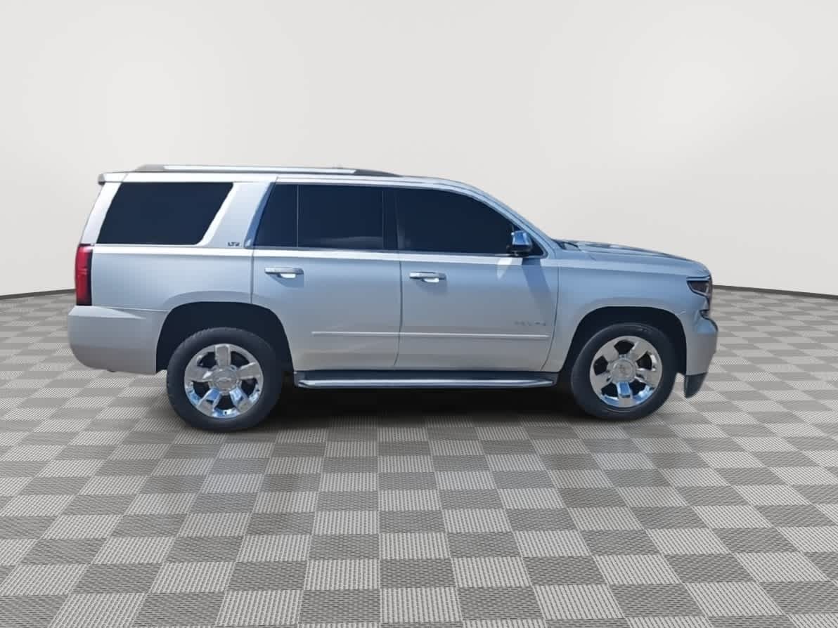 Thumbnail: 2015 Chevrolet Tahoe - 9